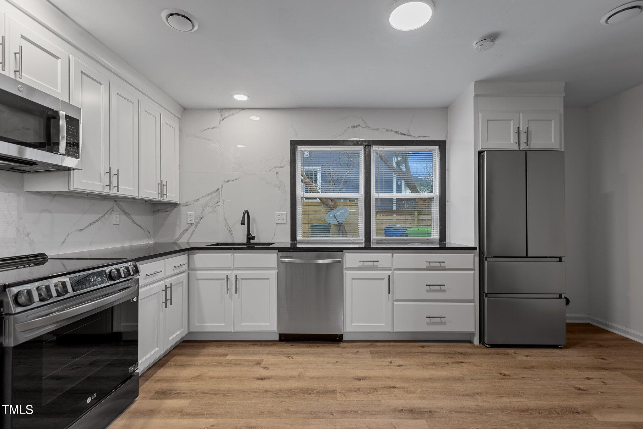 1601 Pender Street Raleigh, NC 27610 - Photo 22 of 46 Unit B Kitchen