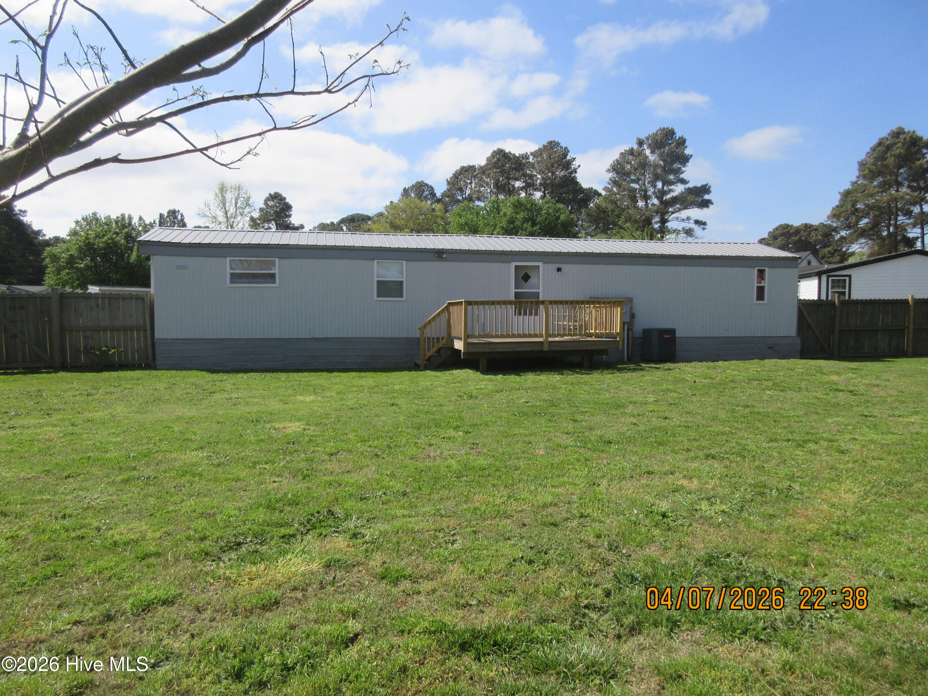104 Mallard Court Grandy, NC 27939 - Photo 3 of 17 IMG_3445