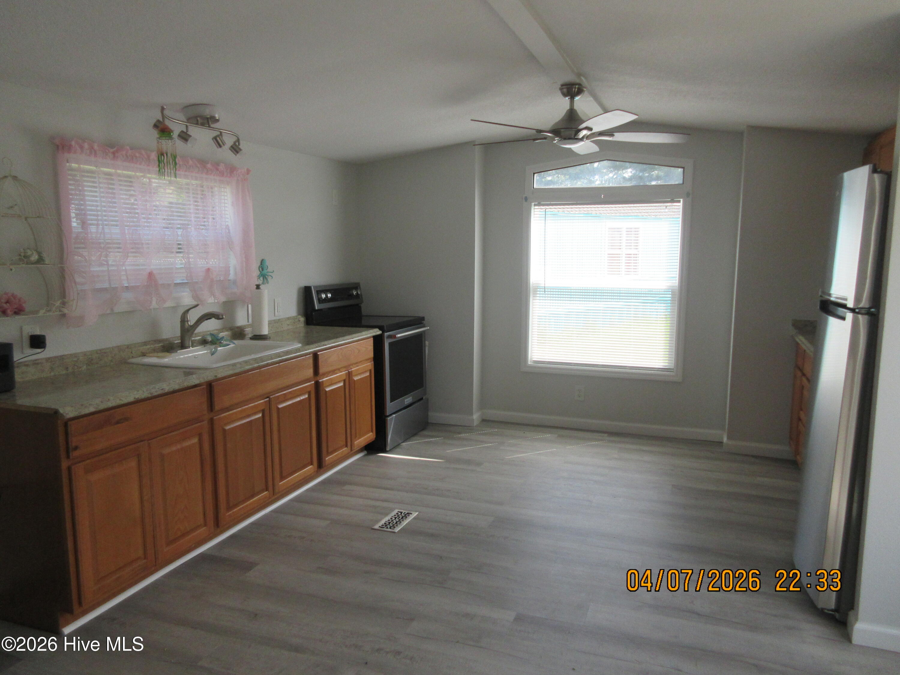 104 Mallard Court Grandy, NC 27939 - Photo 5 of 17 IMG_3440