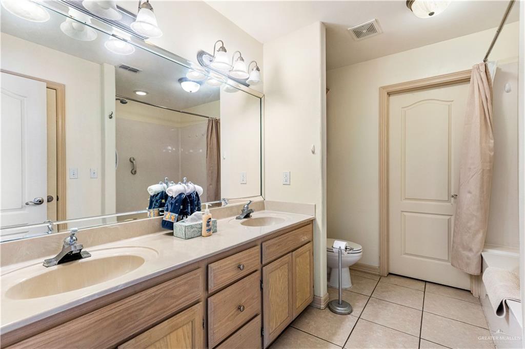 408 Rhett Drive Pharr, TX 78577 - Photo 8 of 19 Gallery Image 8