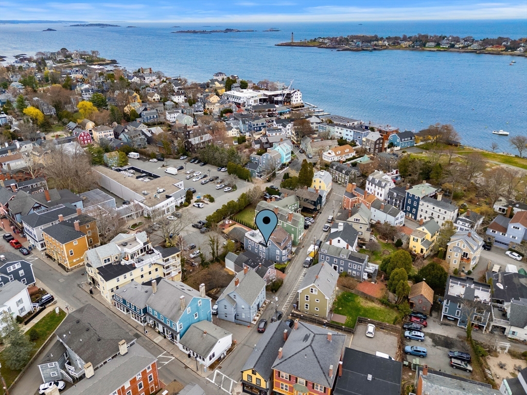 12 Darling Street, Unit 2 Marblehead, MA 01945 - Photo 23 of 26