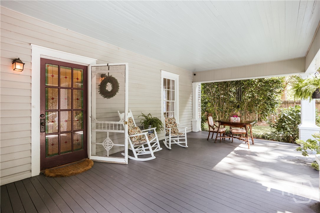 1725 Madison Street Comer, GA 30629 - Photo 3 of 56