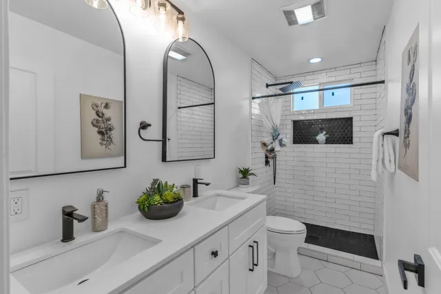 $698,000 | 2912 East 22nd Street, Oakland, CA 94601