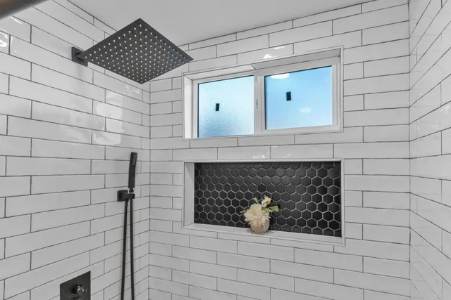 $698,000 | 2912 East 22nd Street, Oakland, CA 94601