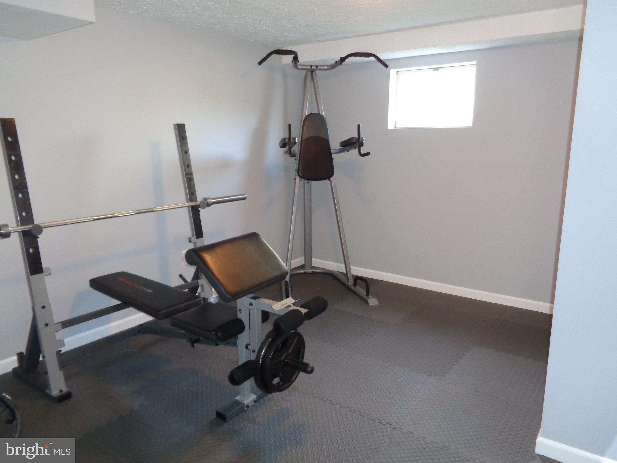246 Arundel Road Pasadena, MD 21122 - Photo 16 of 27 4TH BR or workout room, office