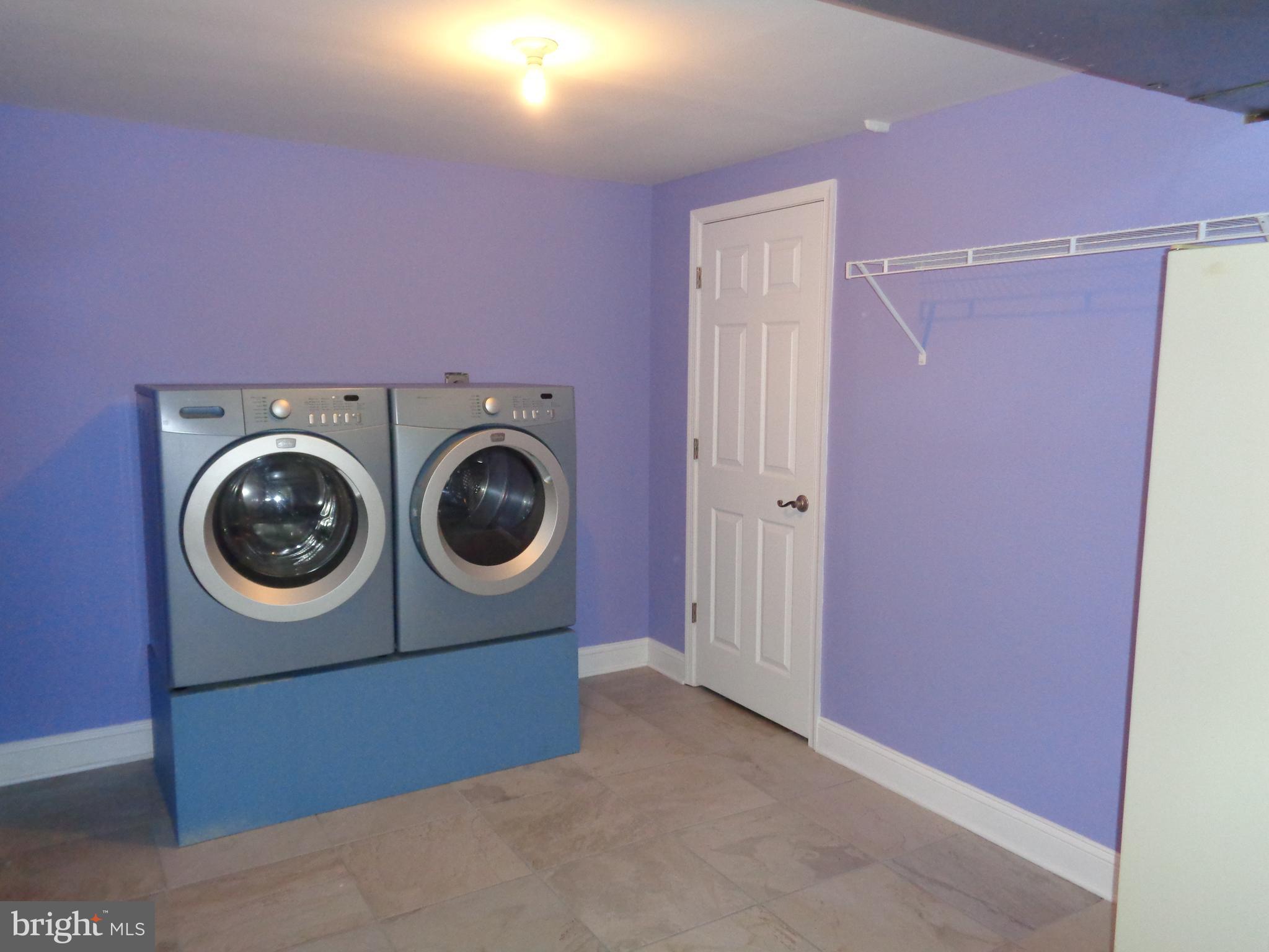246 Arundel Road Pasadena, MD 21122 - Photo 18 of 27 Laundry with W/D and extra refrigerator