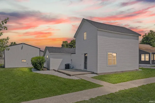 $199,000 | 114 East North Street, Remington, IN 47977