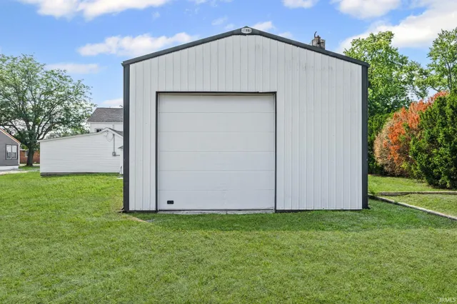 $199,000 | 114 East North Street, Remington, IN 47977