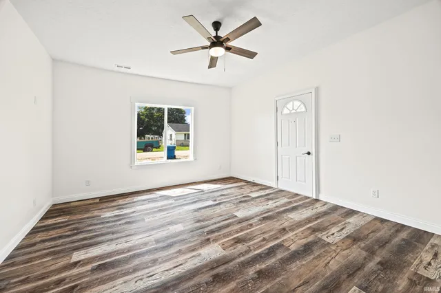 $199,000 | 114 East North Street, Remington, IN 47977