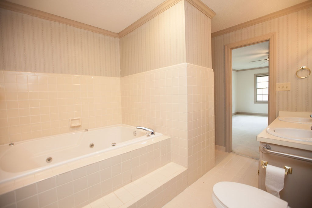 7923 Footman Way Raleigh, NC 27615 - Photo 8 of 19 Master Bath