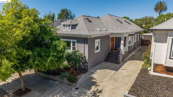 $1,385,000 | 1627 62nd Street, Berkeley, CA 94703