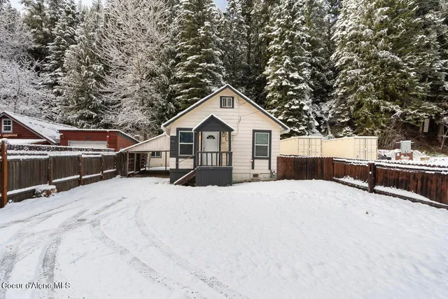 $230,900 | 741 9 Mile Creek Road, Wallace, ID 83873