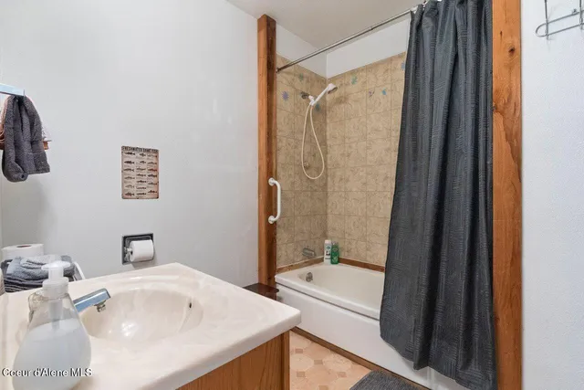 $230,900 | 741 9 Mile Creek Road, Wallace, ID 83873