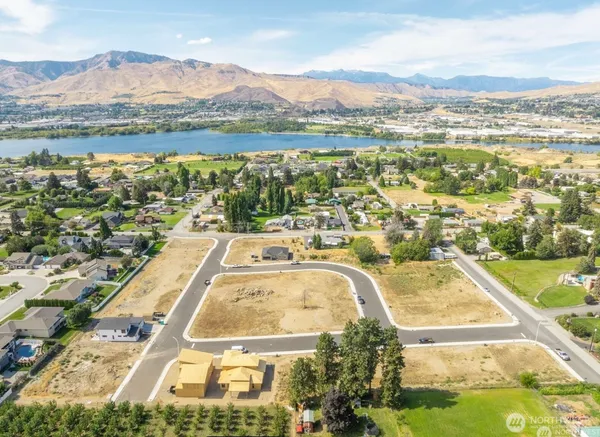 $127,000 | 3279 Northwest Brianna Avenue, East Wenatchee, WA 98802
