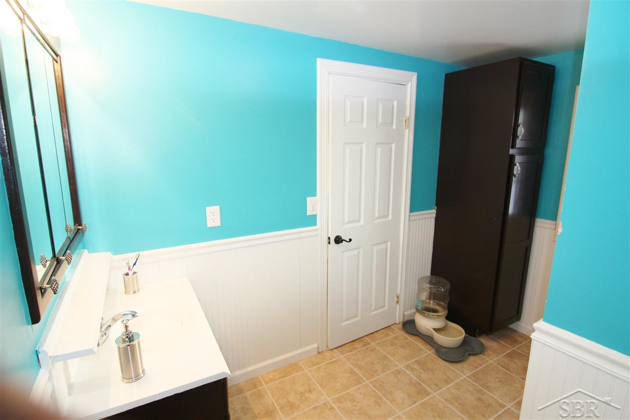 5165 Teft Road St. Charles, MI 48655 - Photo 18 of 27 31231679-17.JPG