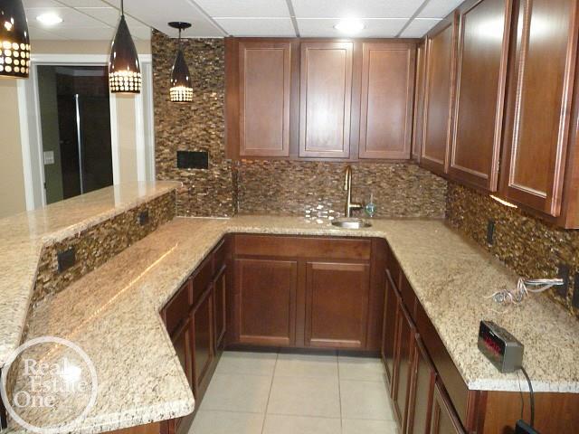 26067 Mariners Point New Baltimore, MI 48051 - Photo 26 of 33