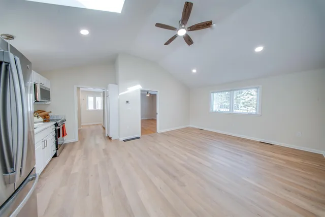 $649,900 | 3 Woodbury Drive, Nashua, NH 03062