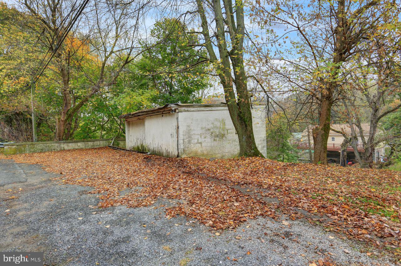 1877 Craley Road Windsor, PA 17366 - Photo 11 of 43