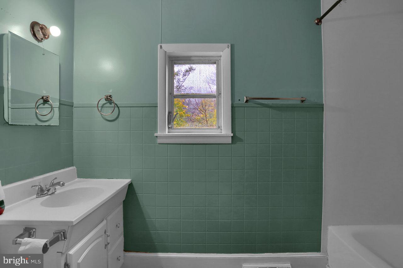 1877 Craley Road Windsor, PA 17366 - Photo 35 of 43