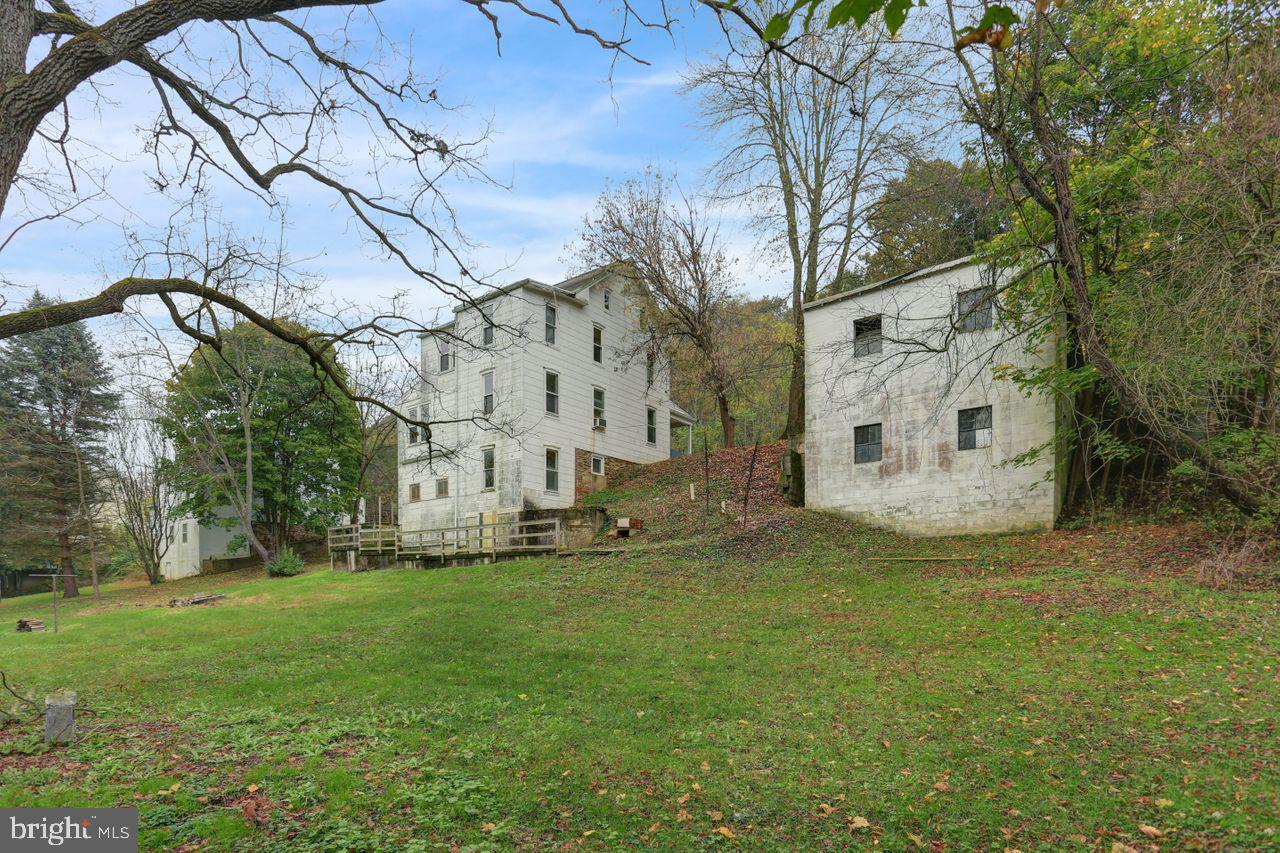 1877 Craley Road Windsor, PA 17366 - Photo 36 of 43