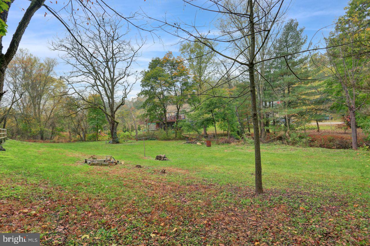 1877 Craley Road Windsor, PA 17366 - Photo 7 of 43
