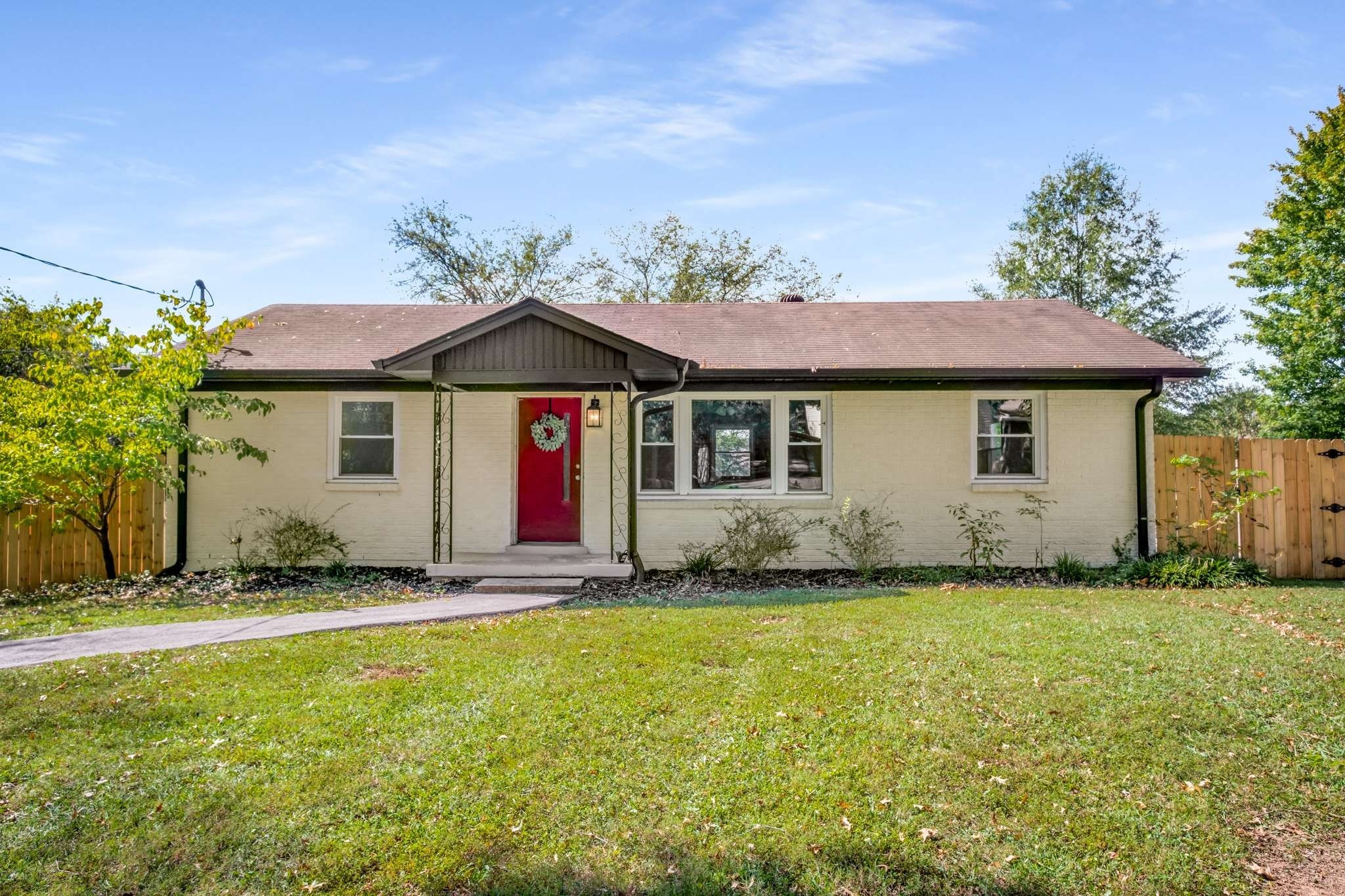 120 Clifton Court, Old Hickory, TN 37138 Compass