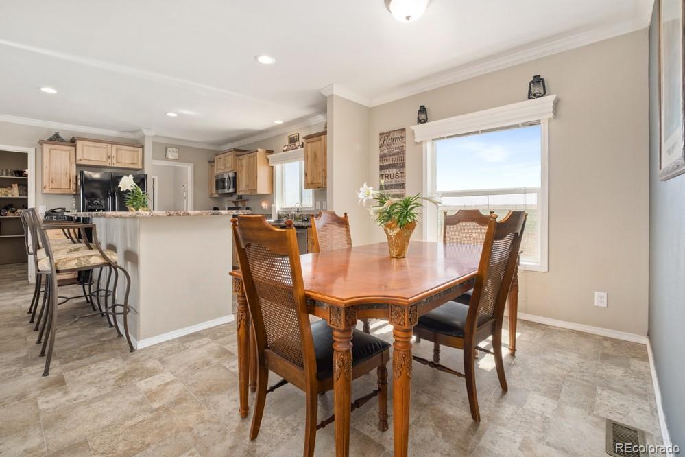 42 South Ranch Road Wiggins, CO 80654 - Photo 4 of 18 Gallery Image 4