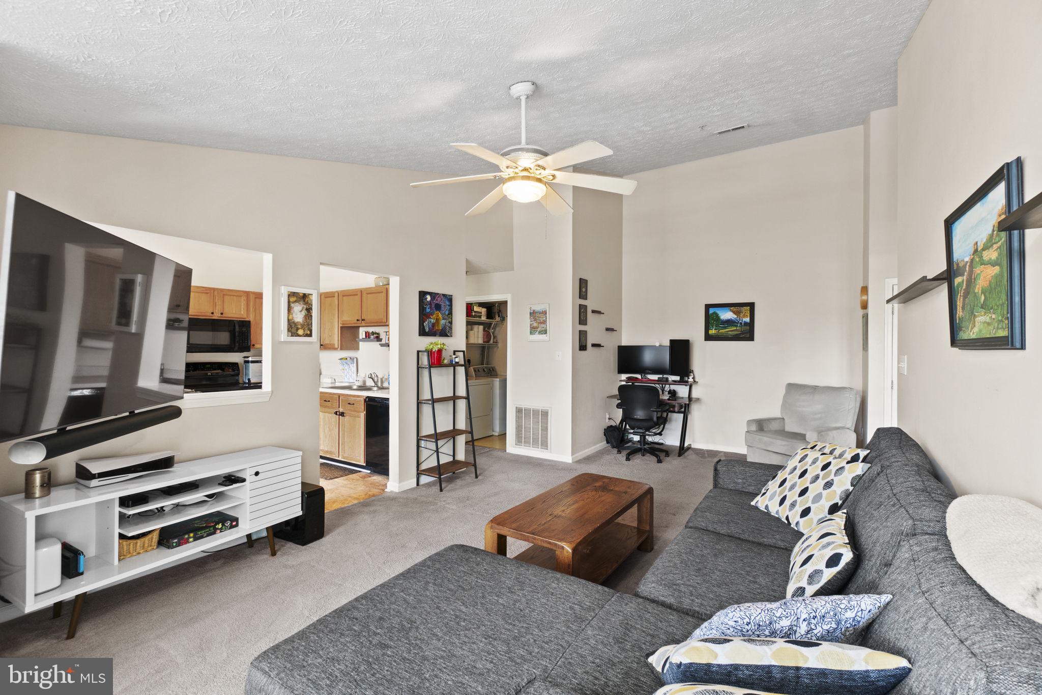 10109 Ridge Manor Terrace, Unit 4000J Damascus, MD 20872 - Photo 4 of 23