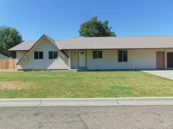 $289,900 | 1113 Southwest 14th Avenue, Ontario, OR 97914