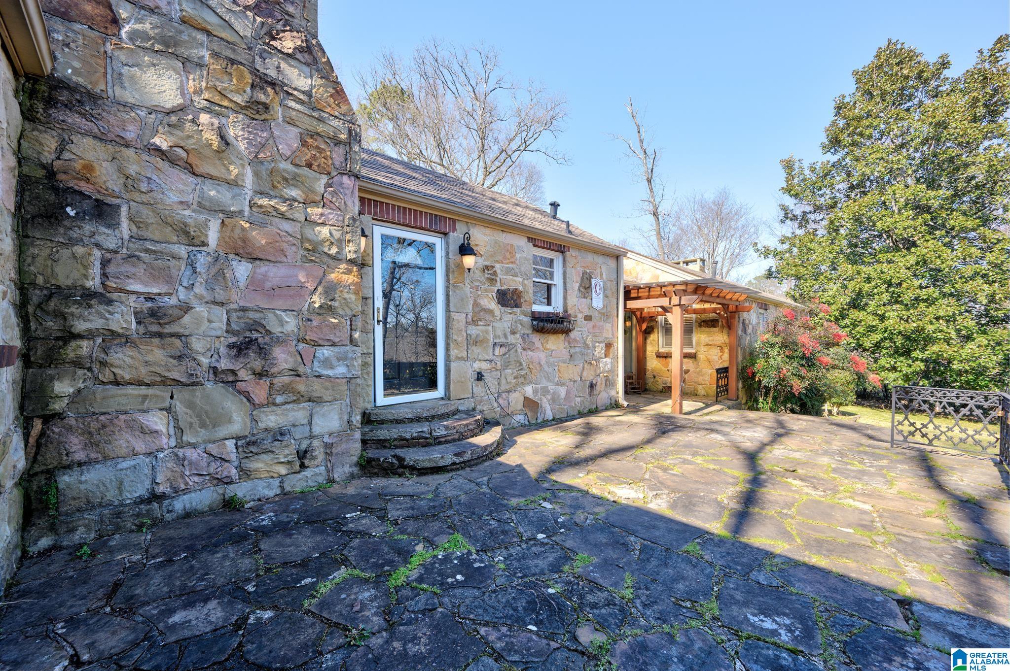 636 Ridge Top Circle Birmingham, AL 35206 - Photo 33 of 35 Gallery Image 33