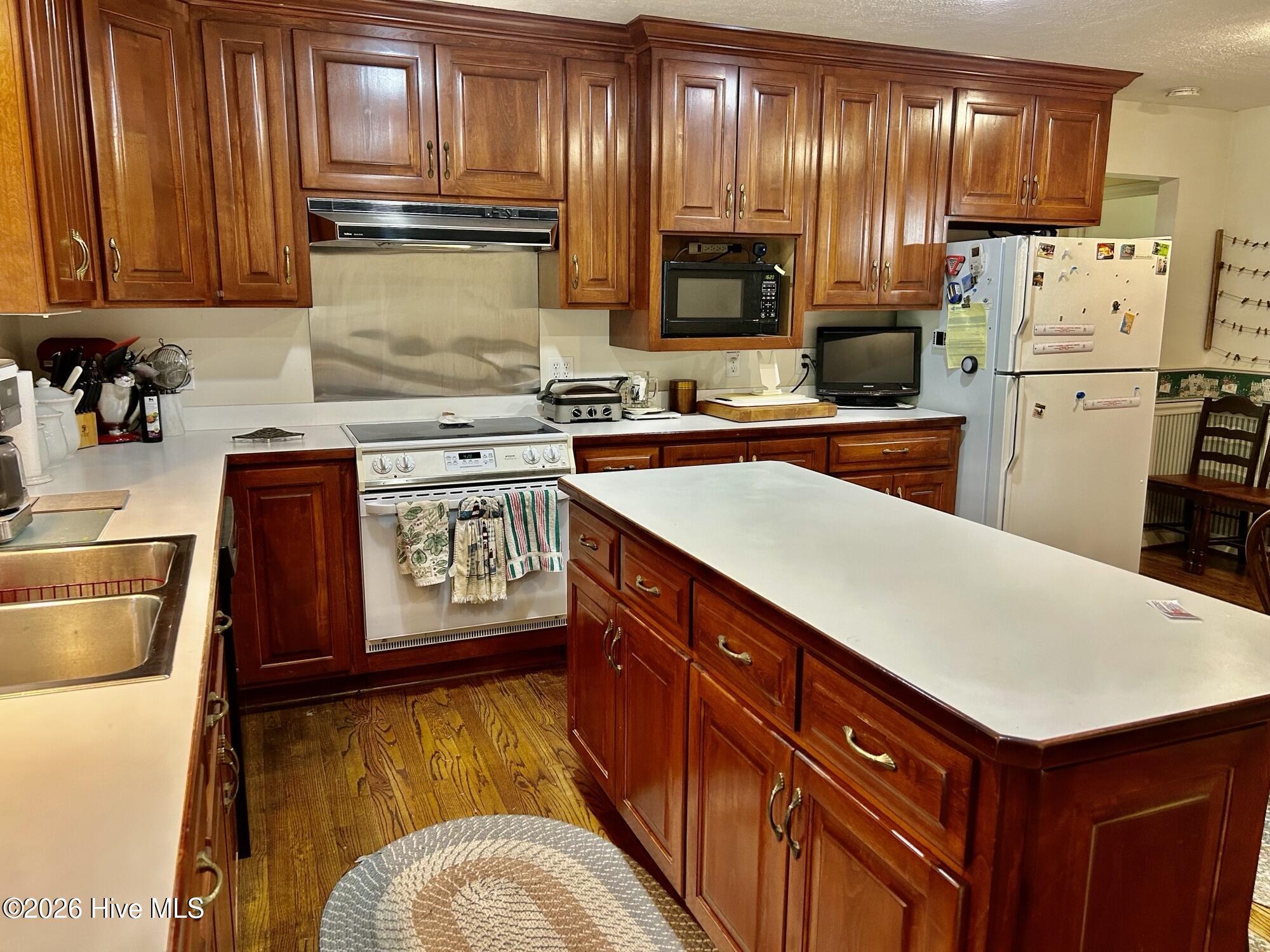 397 Johns Road Maxton, NC 28364 - Photo 6 of 32 Kitchen