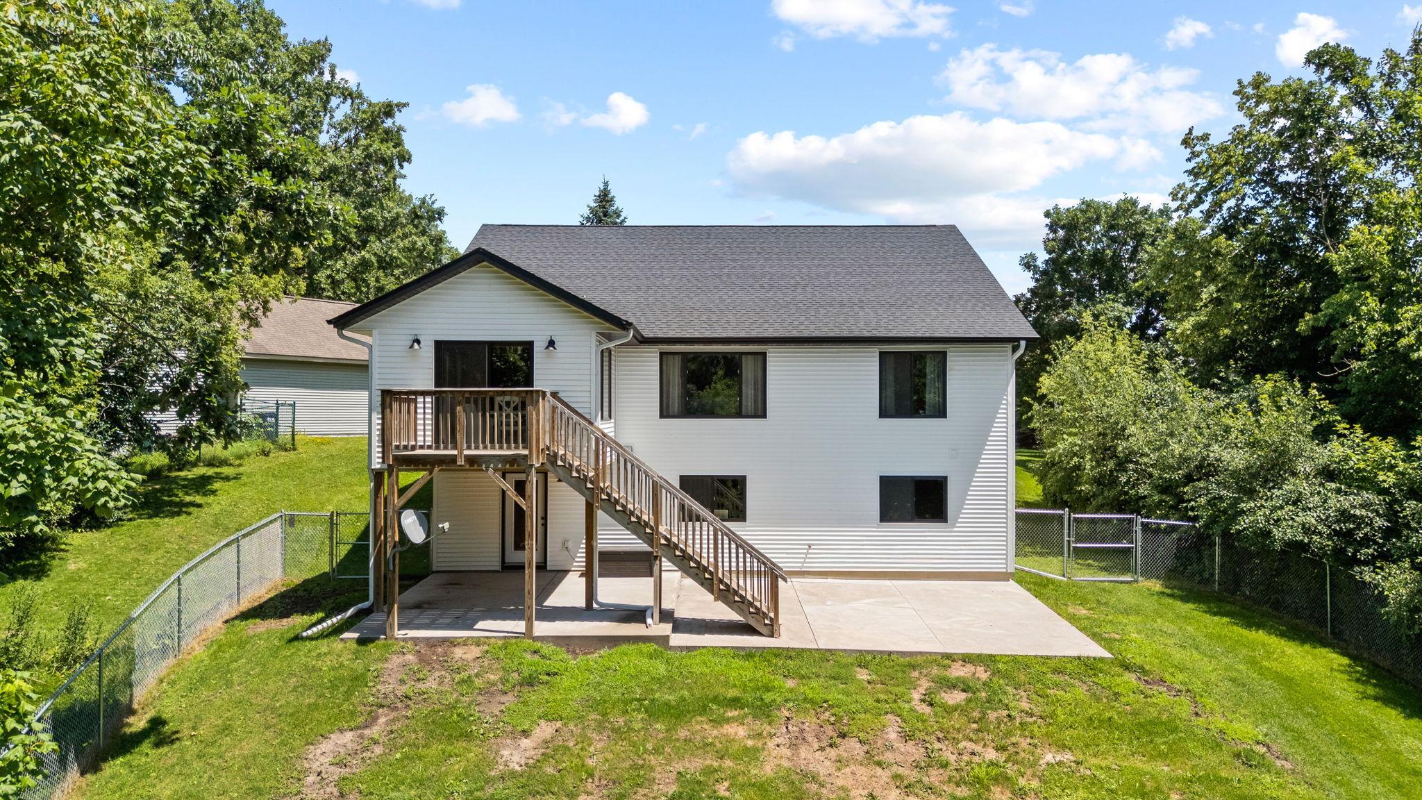 W1202 Oak Rdg Court Spring Valley, WI 54767 - Photo 27 of 31