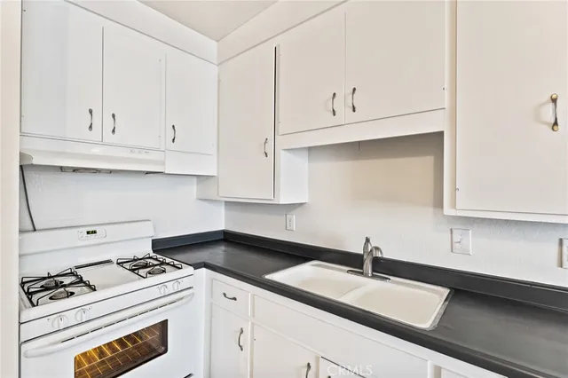 $2,350 | 102 Avenida Pelayo, Unit B, San Clemente, CA 92672