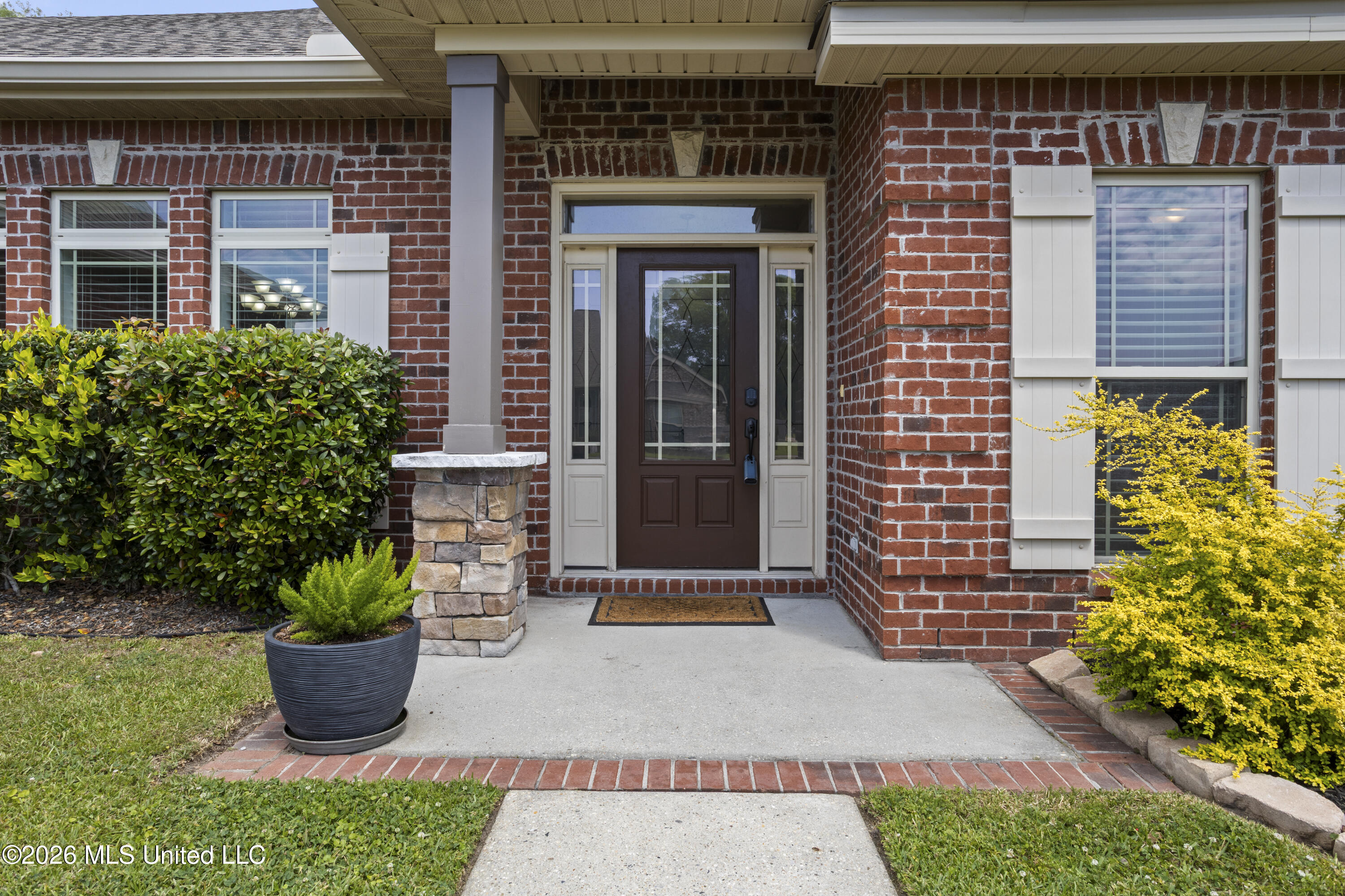12 Estate Drive Long Beach, MS 39560 - Photo 4 of 37 00004