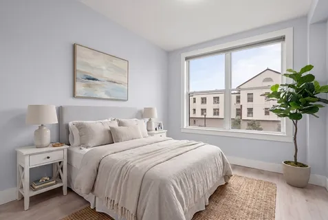 $1,049,000 | 150 West Broadway, Unit 203, Boston, MA 02127