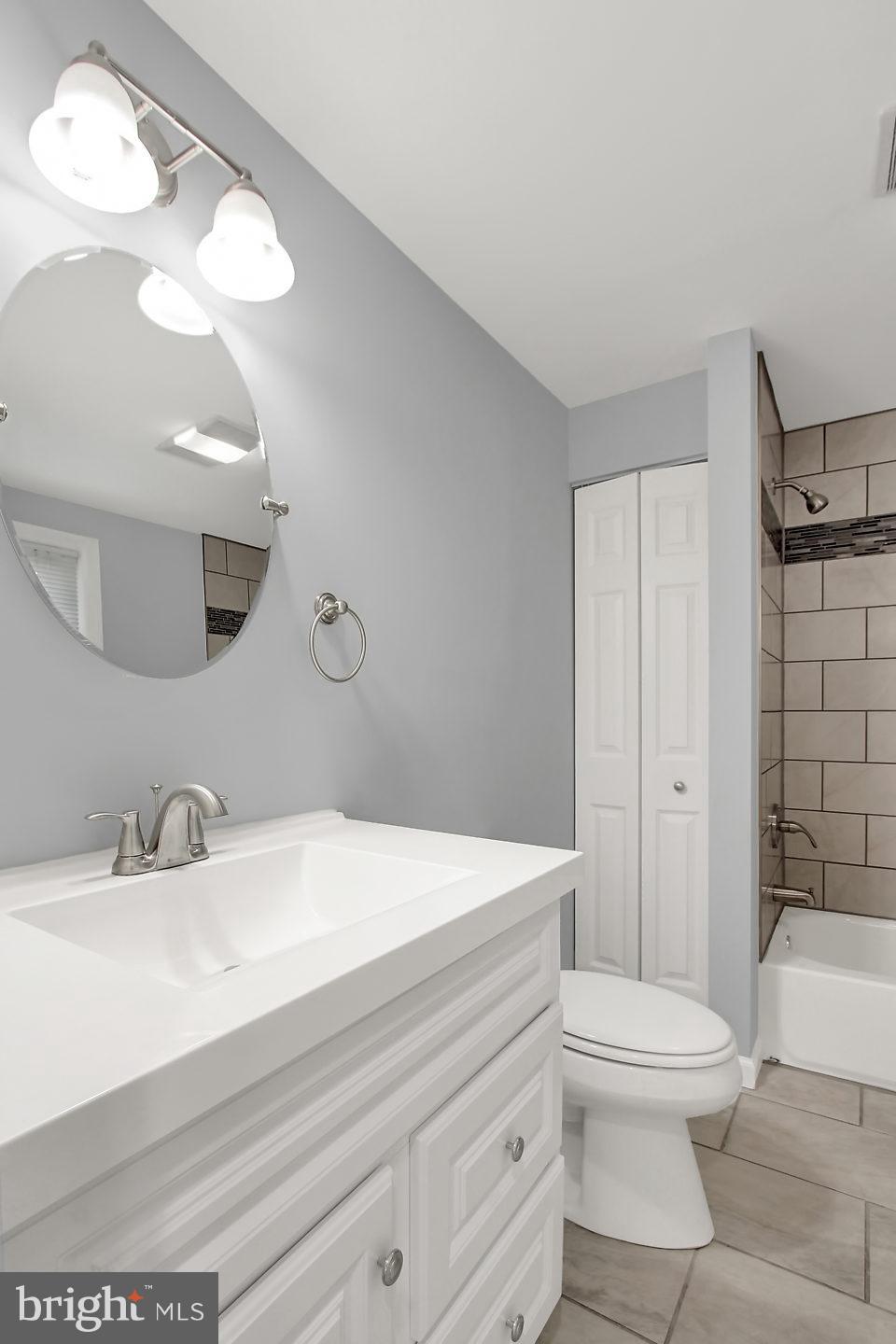 600 Ross Street Baltimore, MD 21221 - Photo 13 of 24 Bath