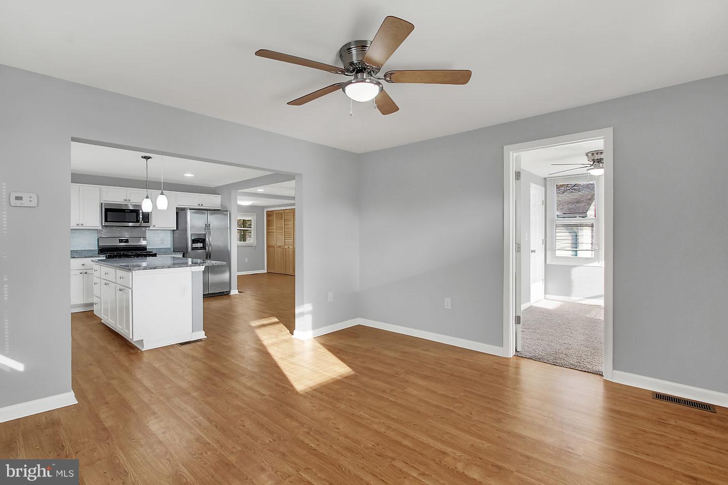 600 Ross Street Baltimore, MD 21221 - Photo 6 of 24 Interior (General)