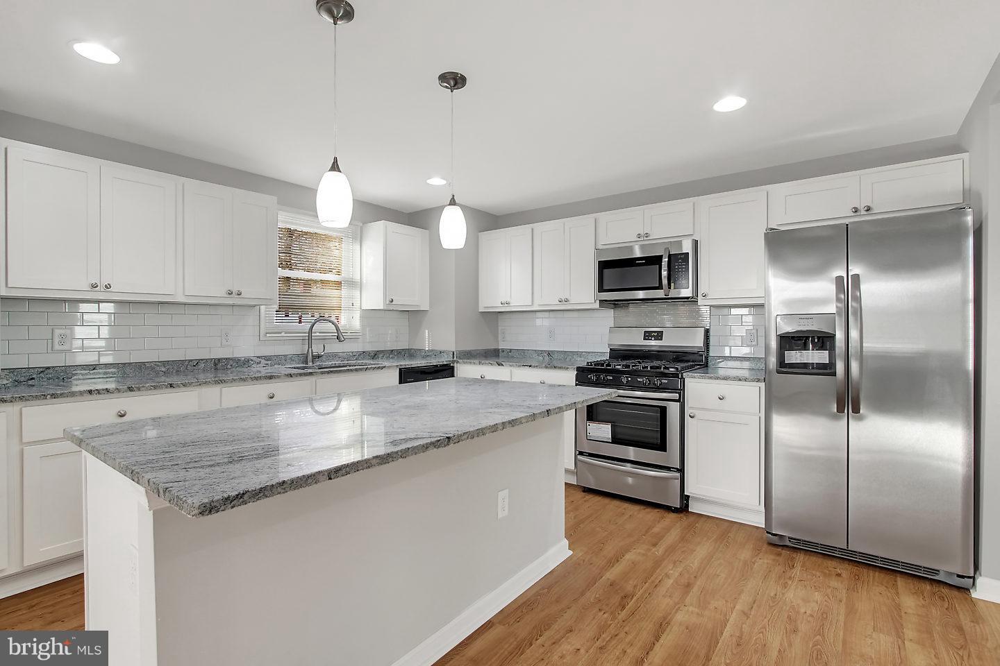 600 Ross Street Baltimore, MD 21221 - Photo 8 of 24 Kitchen