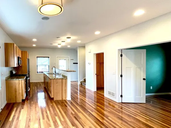 $4,200 | 403 Monroe Avenue South, Edina, MN 55343