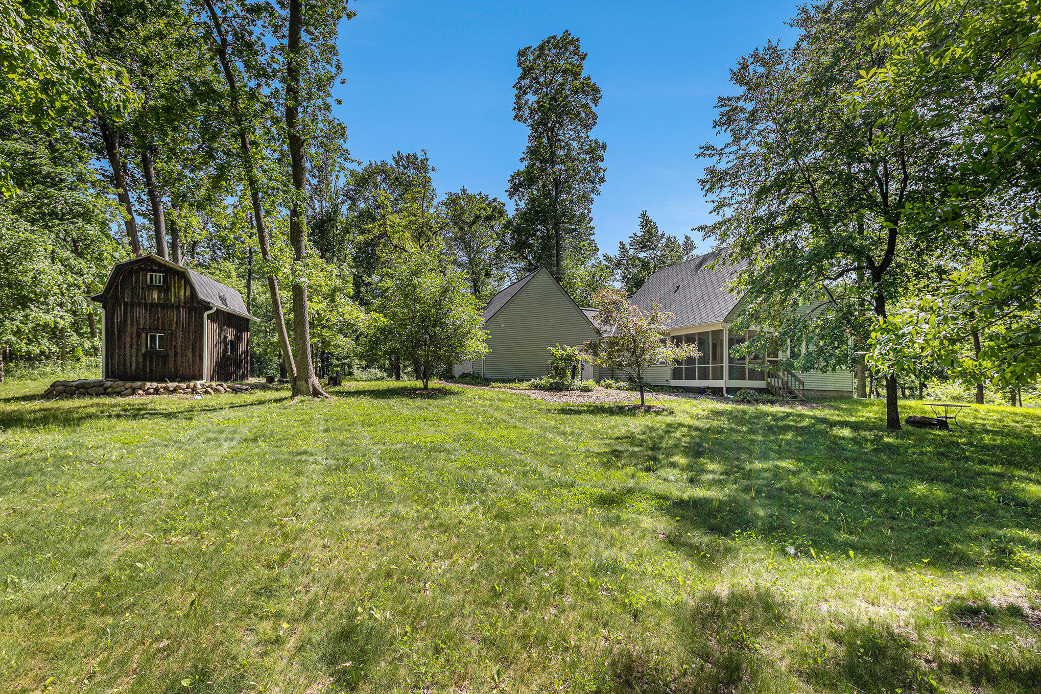 4551 North Maple Road Ann Arbor, MI 48105 - Photo 2 of 44 Exterior