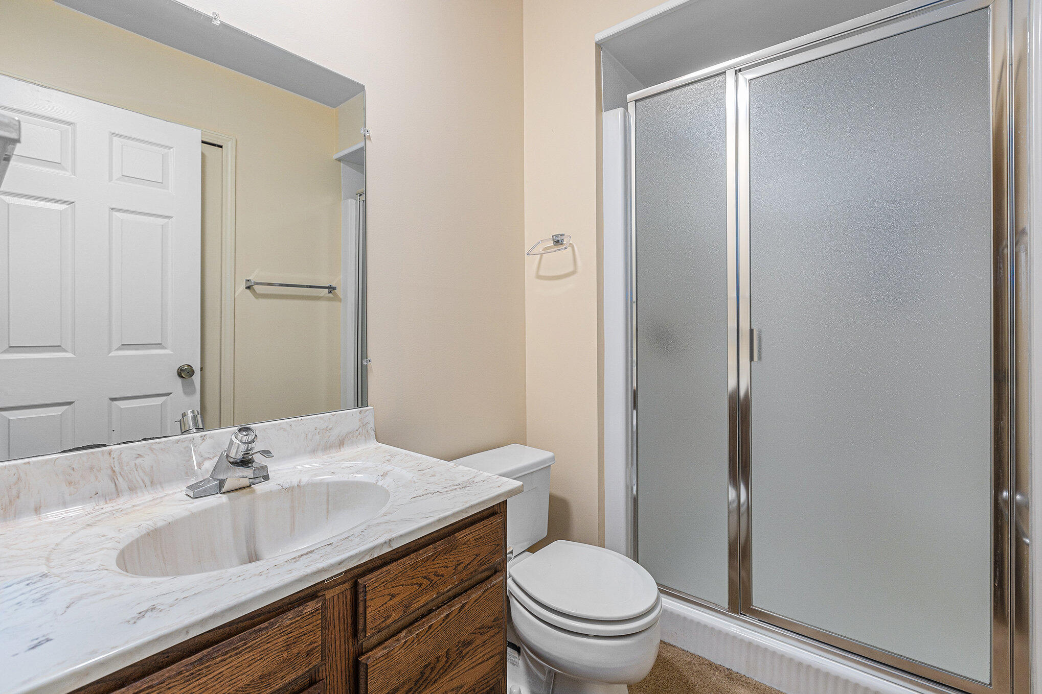 4551 North Maple Road Ann Arbor, MI 48105 - Photo 31 of 44 Second Floor Full Bath