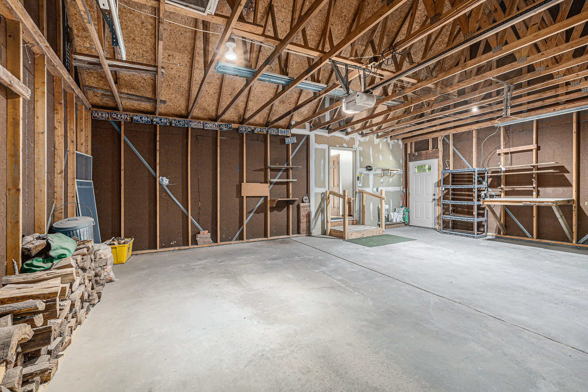 4551 North Maple Road Ann Arbor, MI 48105 - Photo 37 of 44 Garage