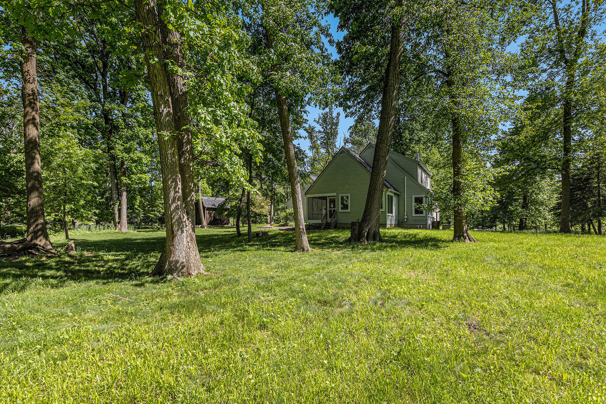4551 North Maple Road Ann Arbor, MI 48105 - Photo 40 of 44 Exterior