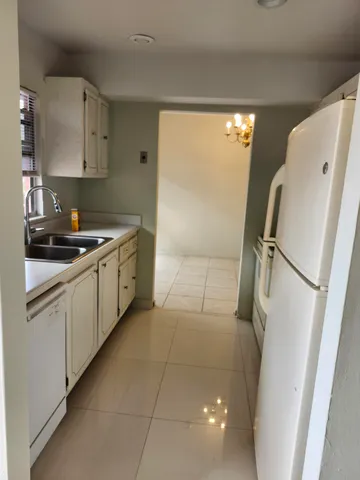 $1,400 | 17 Golfs Edge, Unit H, West Palm Beach, FL 33417