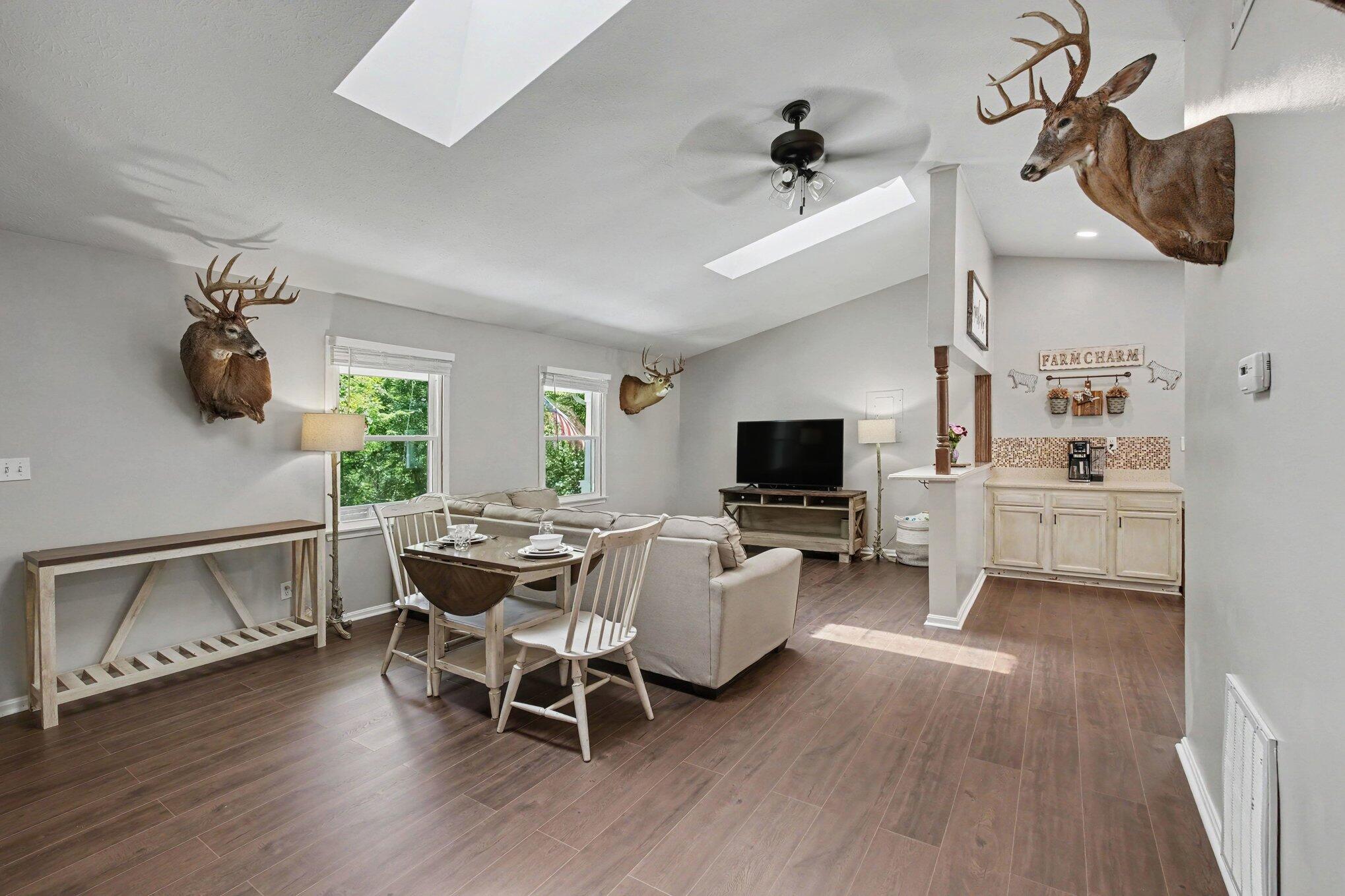 1905 Mann Road Crittenden, KY 41030 - Photo 4 of 17 Living Room