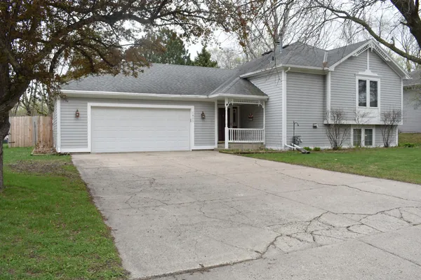 $329,900 | 1825 3rd Avenue Northeast, Owatonna, MN 55060