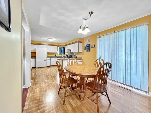 $329,900 | 1825 3rd Avenue Northeast, Owatonna, MN 55060