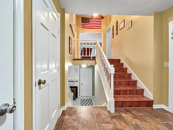 $329,900 | 1825 3rd Avenue Northeast, Owatonna, MN 55060