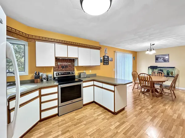 $329,900 | 1825 3rd Avenue Northeast, Owatonna, MN 55060