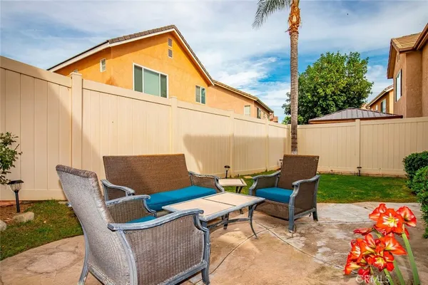 $760,000 | 27635 Elkwood Lane, Castaic, CA 91384